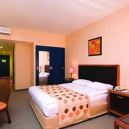 Queens Park 5* Goynuk (Kemer)